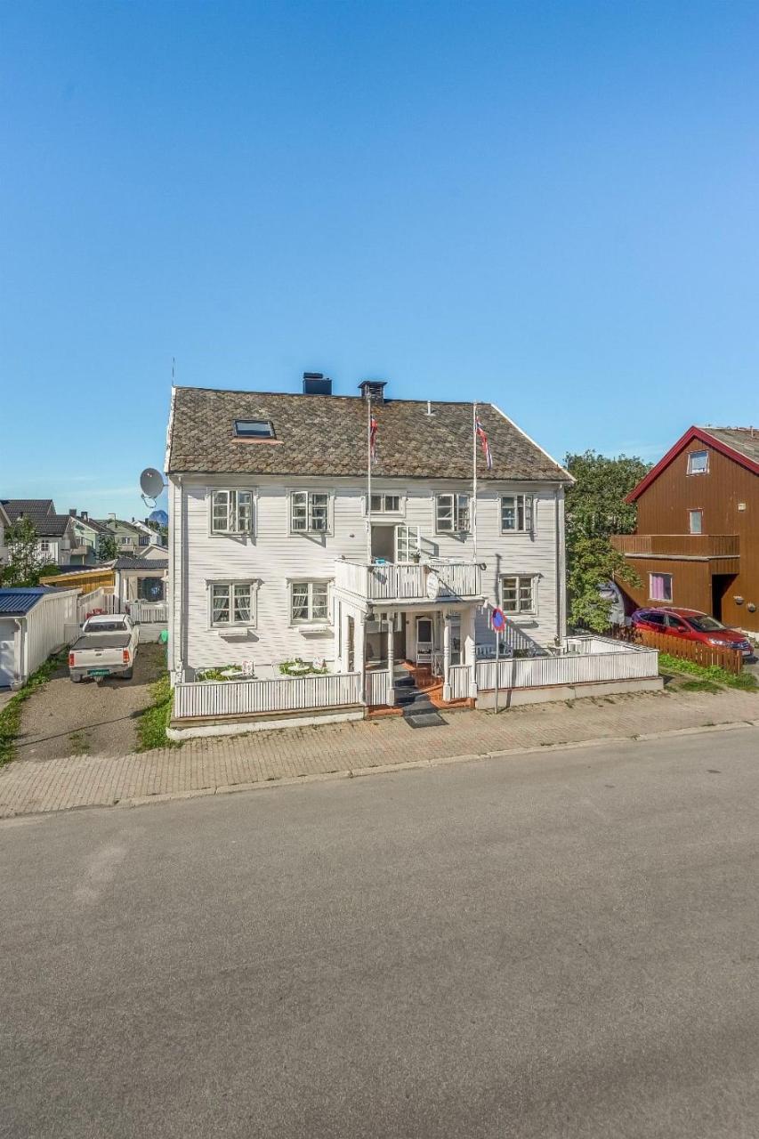 Guest house Opsahl Gjestegaard 3*